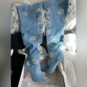 Blue Distressed Denim Thigh High Boots With Rhinestone Lips - sz 10 NIB